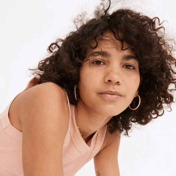 Madewell Puffed Rope Medium Hoop Earrings Twisted Gold NWT - Picture 2 of 6